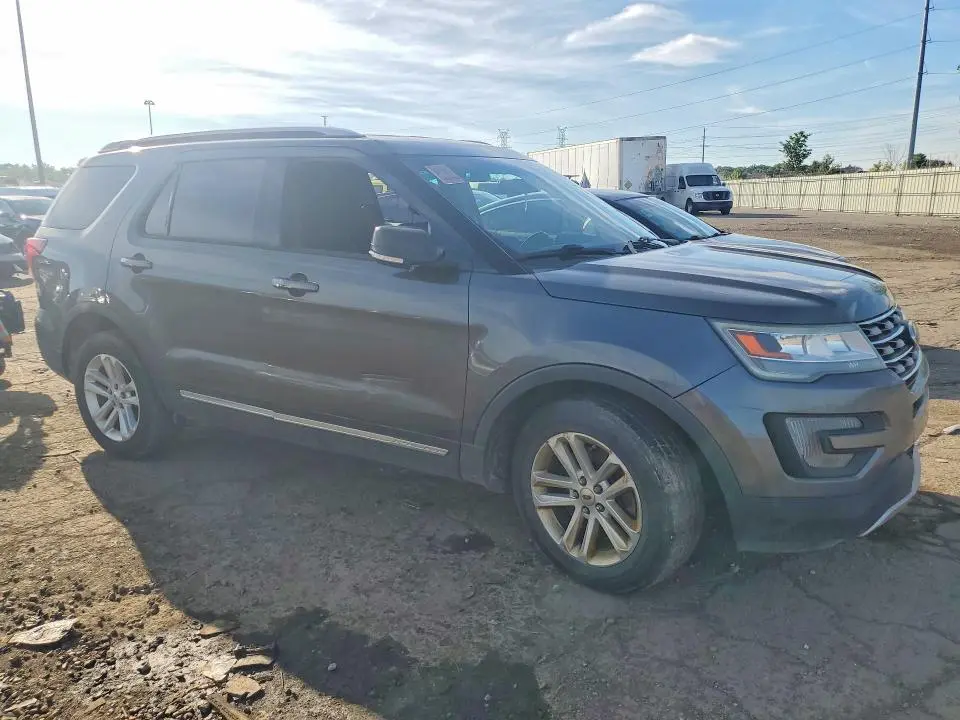 2016 FORD EXPLORER XLT  