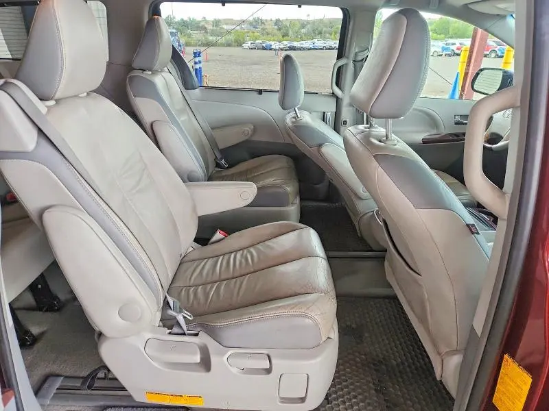 2012 TOYOTA SIENNA LIMITED 7-PASSENGER  