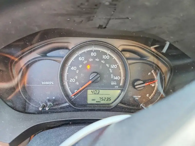 2015 TOYOTA YARIS   