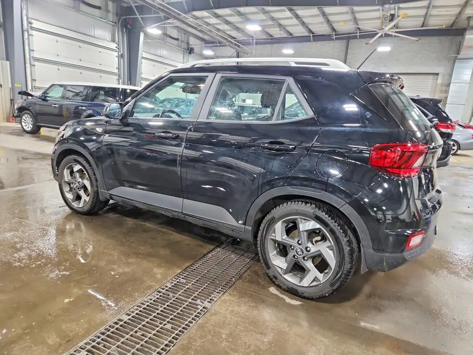 2023 HYUNDAI VENUE SEL  