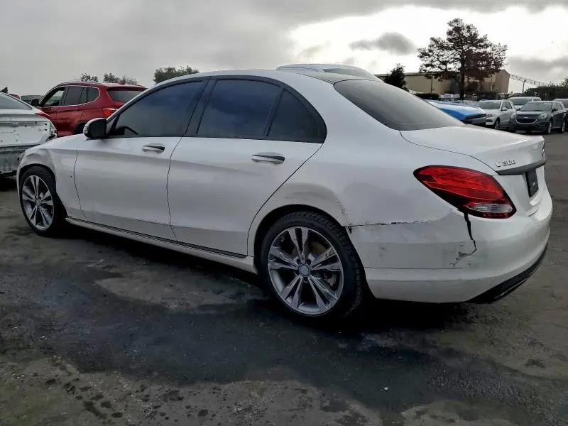 2016 MERCEDES-BENZ C 300  