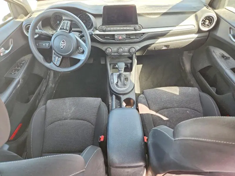 2021 KIA FORTE FE  