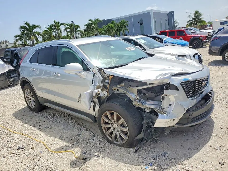 2020 CADILLAC XT4 PREMIUM LUXURY  