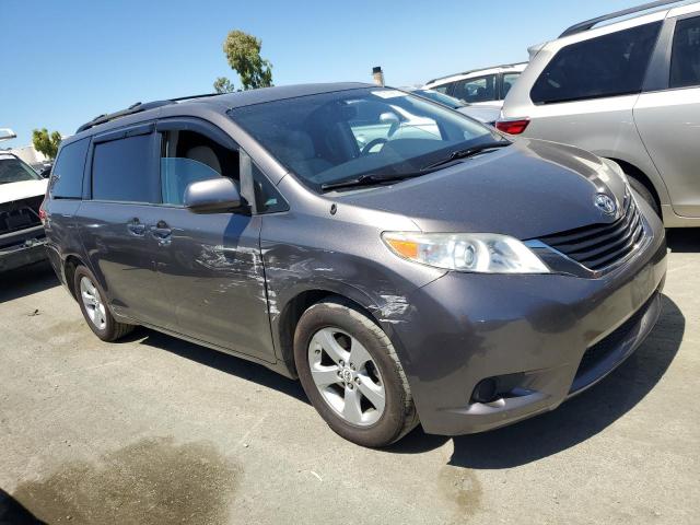 2012 TOYOTA SIENNA LE