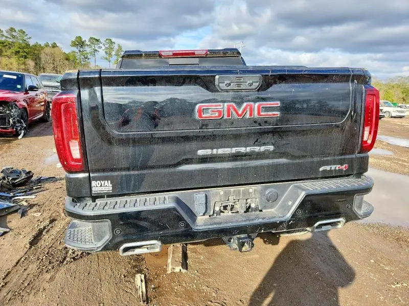 2024 GMC SIERRA K1500 AT4  