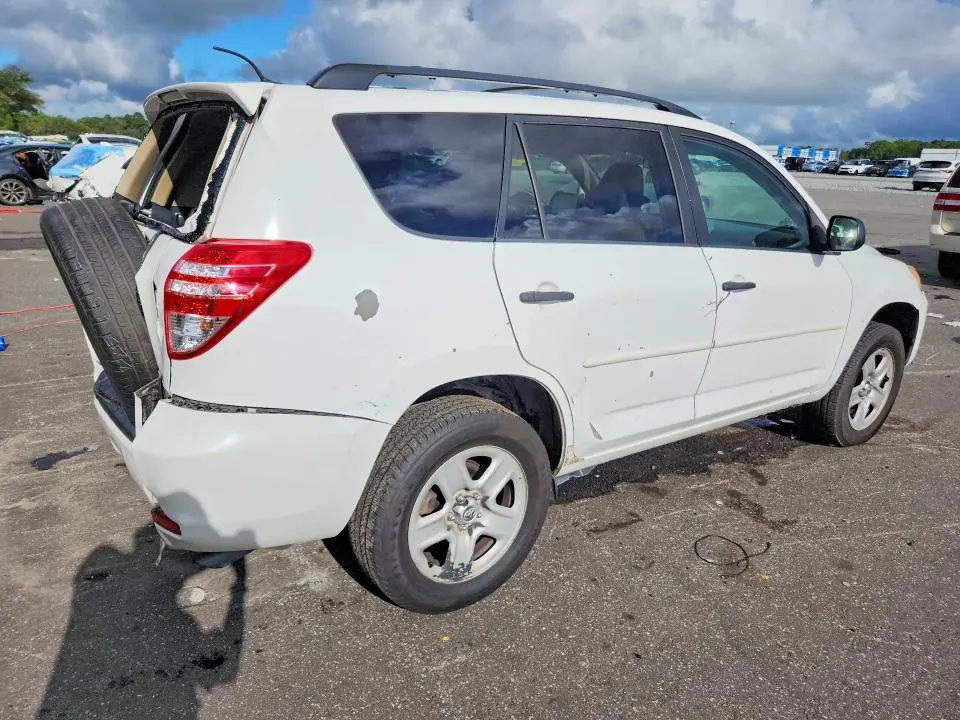 2011 TOYOTA RAV4 BASE  