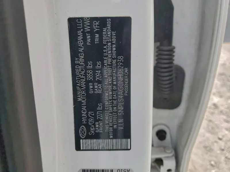 2022 HYUNDAI ELANTRA SEL  