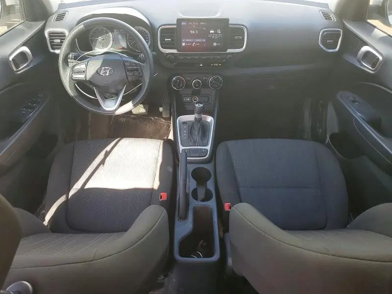 2022 HYUNDAI VENUE SE  