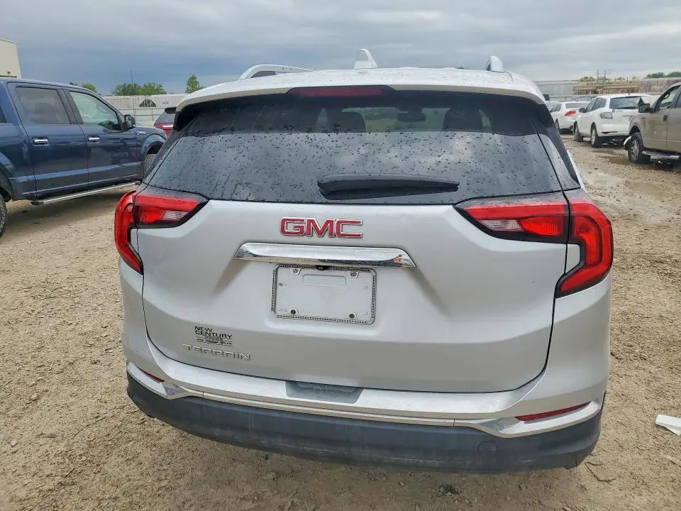 2021 GMC TERRAIN SLT  