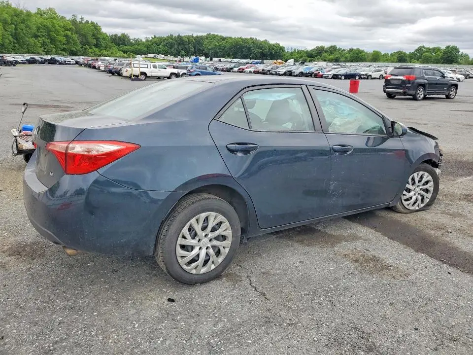 2018 TOYOTA COROLLA LE  