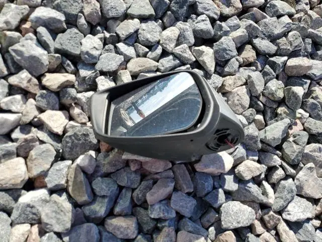 2016 NISSAN VERSA NOTE S  