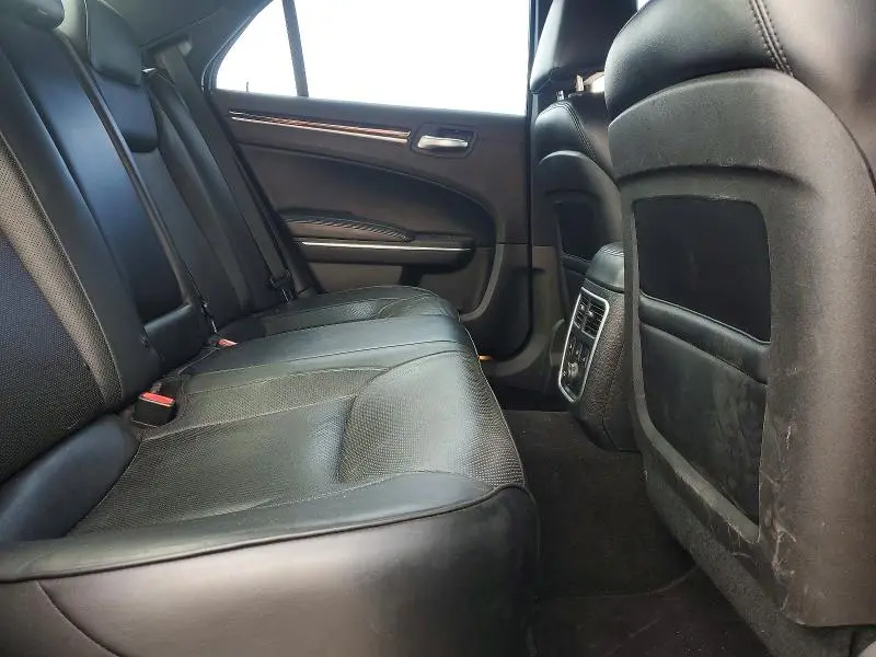 2014 CHRYSLER 300C   