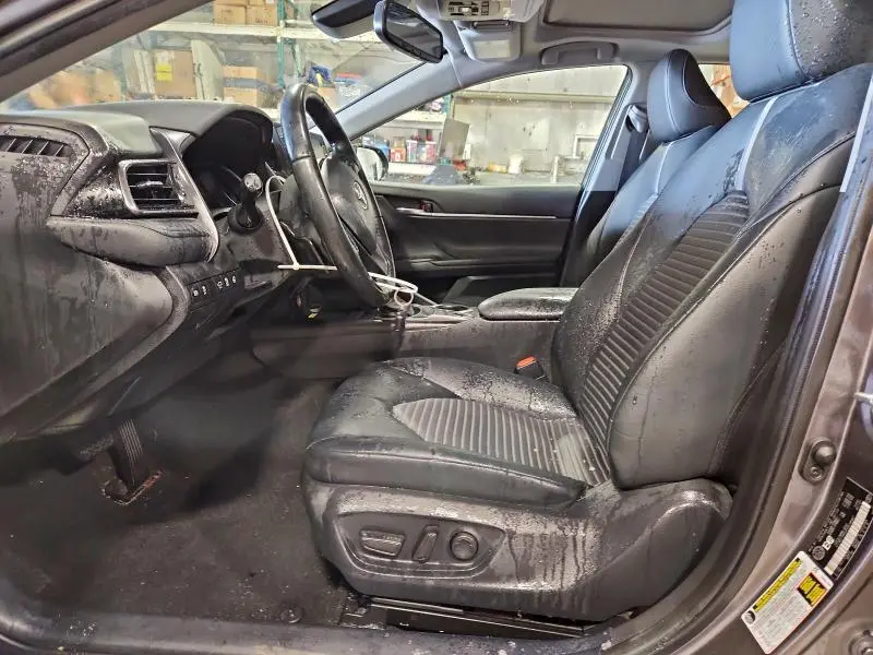 2023 TOYOTA CAMRY XLE  