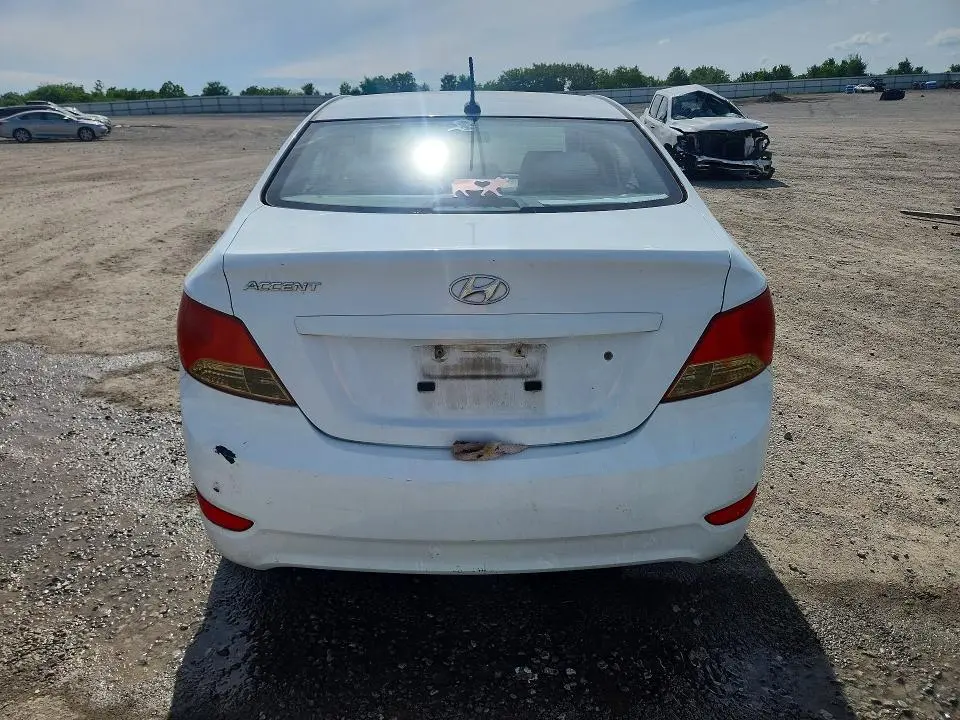 2013 HYUNDAI ACCENT GLS  