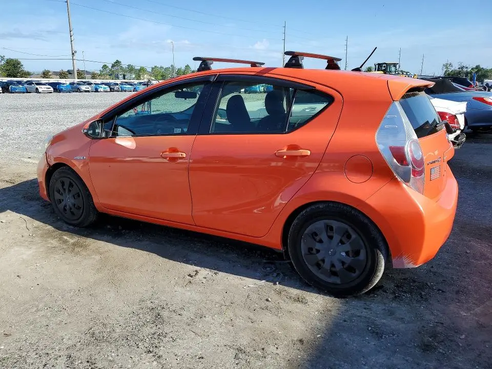 2013 TOYOTA PRIUS C TWO  