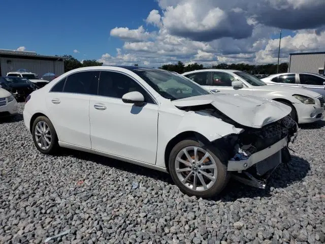 2021 MERCEDES-BENZ A 220  