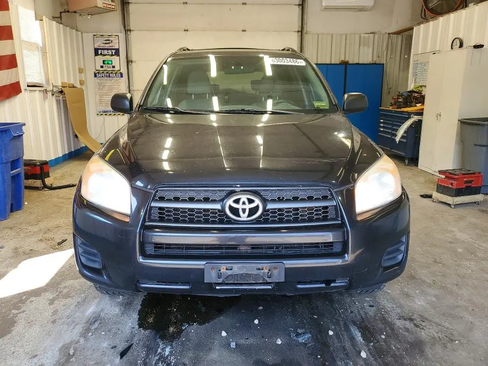 2011 TOYOTA RAV4 BASE  