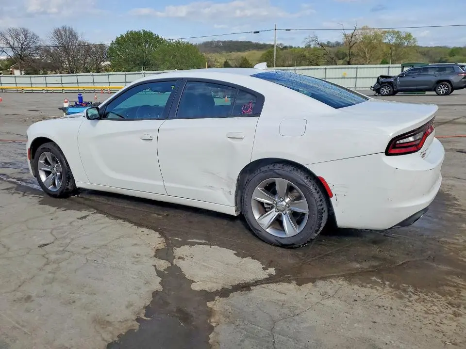 2015 DODGE CHARGER SXT  