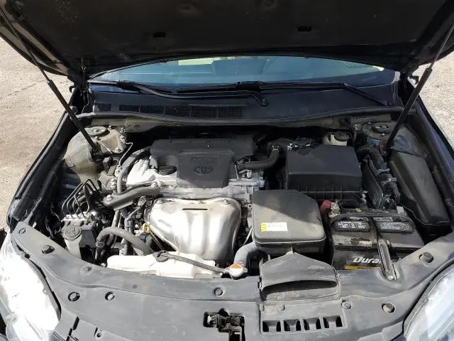 2016 TOYOTA CAMRY LE  