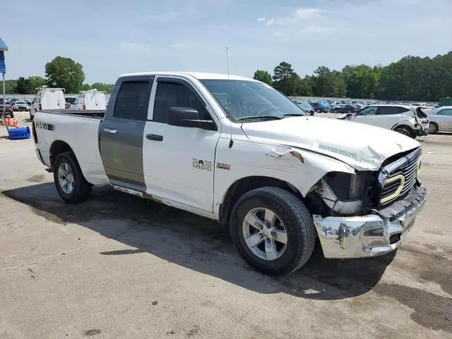 2015 RAM 1500 SLT  