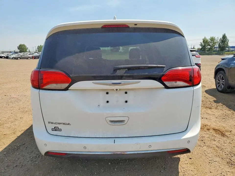 2017 CHRYSLER PACIFICA TOURING L PLUS  