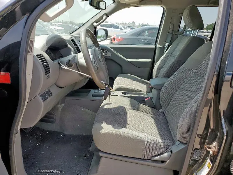 2016 NISSAN FRONTIER S  
