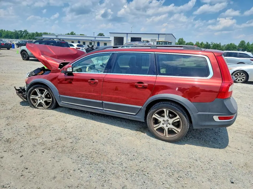 2013 VOLVO XC70 T6  