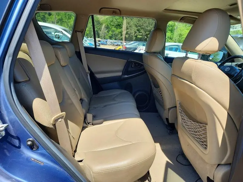2010 TOYOTA RAV4 LIMITED  