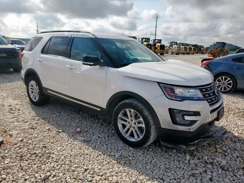 2016 FORD EXPLORER XLT  