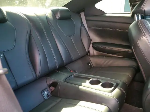 2021 INFINITI Q60 LUXE  