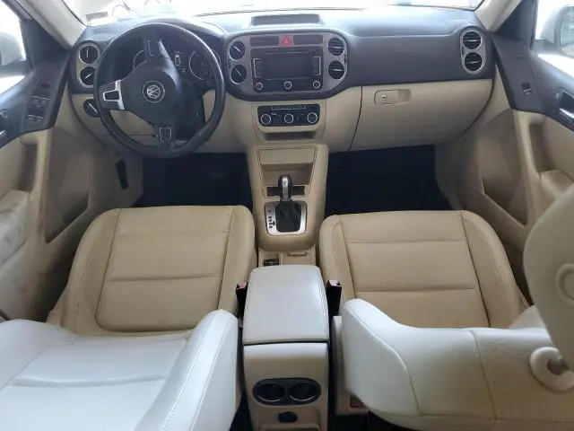 2011 VOLKSWAGEN TIGUAN S  