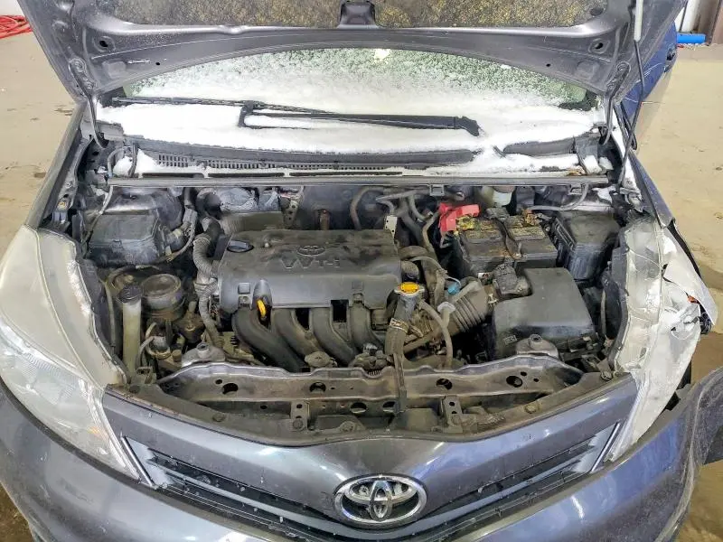 2013 TOYOTA YARIS 5-DOOR LE  