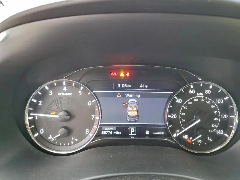 2021 INFINITI QX80 LUXE  