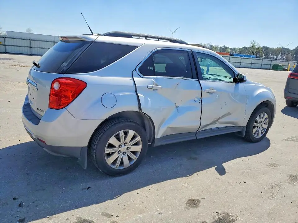 2010 CHEVROLET EQUINOX LT  