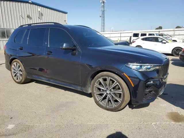 2022 BMW X7 M50I