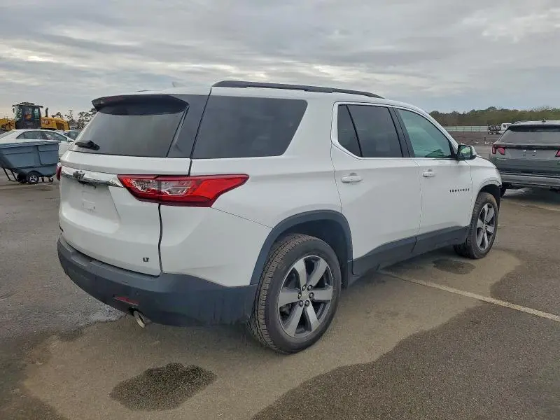 2021 CHEVROLET TRAVERSE LT  