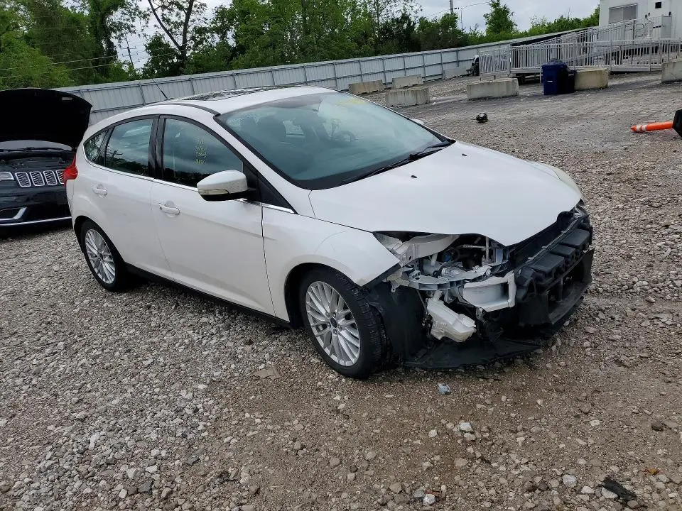 2014 FORD FOCUS TITANIUM  