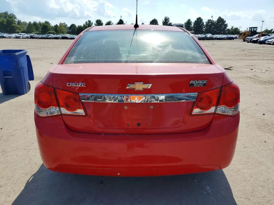2014 CHEVROLET CRUZE LS  