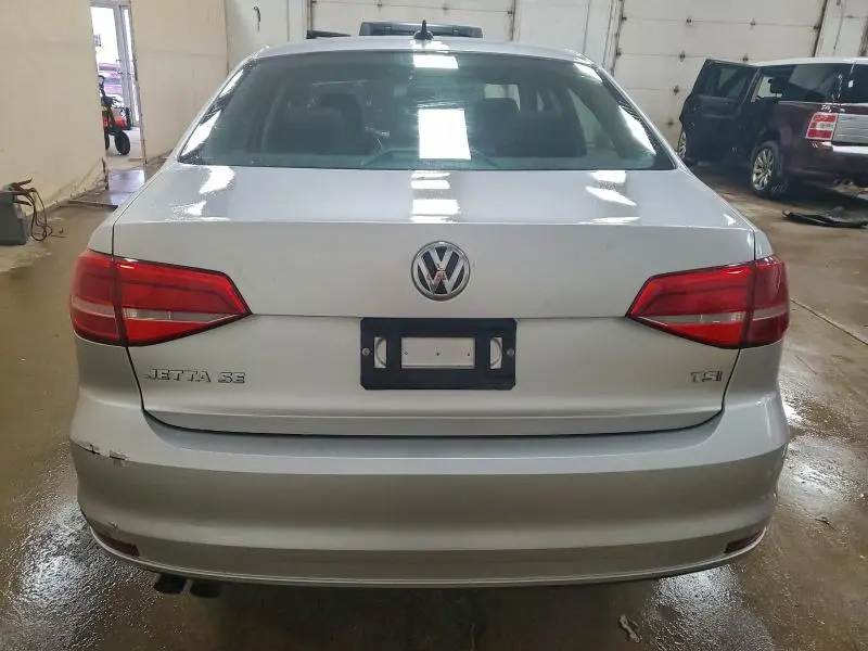 2015 VOLKSWAGEN JETTA SE  