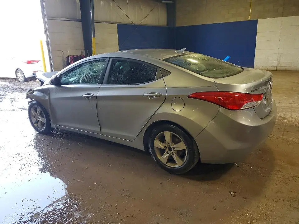 2012 HYUNDAI ELANTRA GLS  