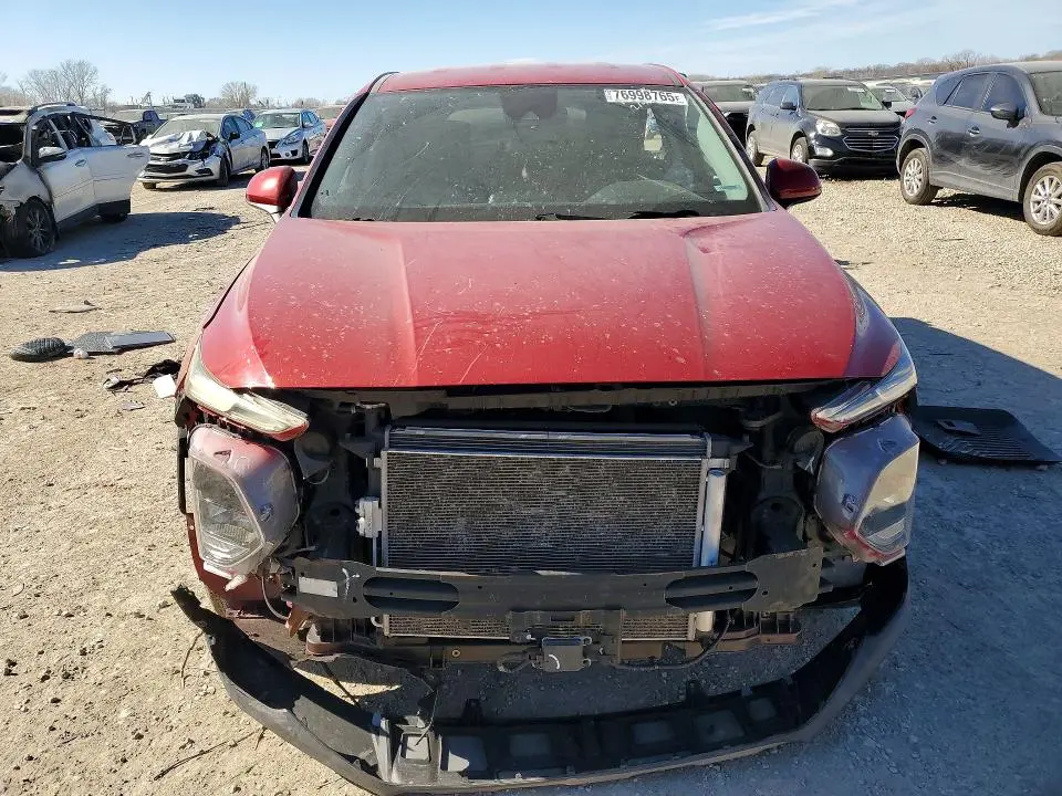 2019 HYUNDAI SANTA FE SE  
