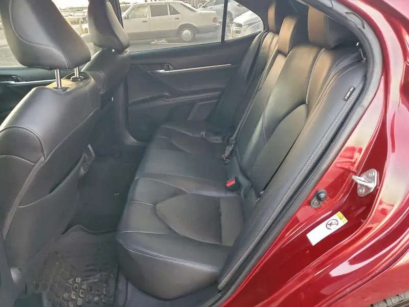 2018 TOYOTA CAMRY XSE  