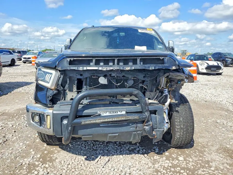 2016 TOYOTA TUNDRA CREWMAX SR5  