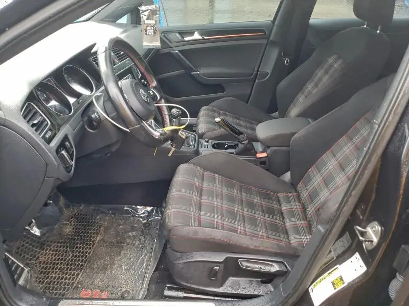 2016 VOLKSWAGEN GTI S/SE  