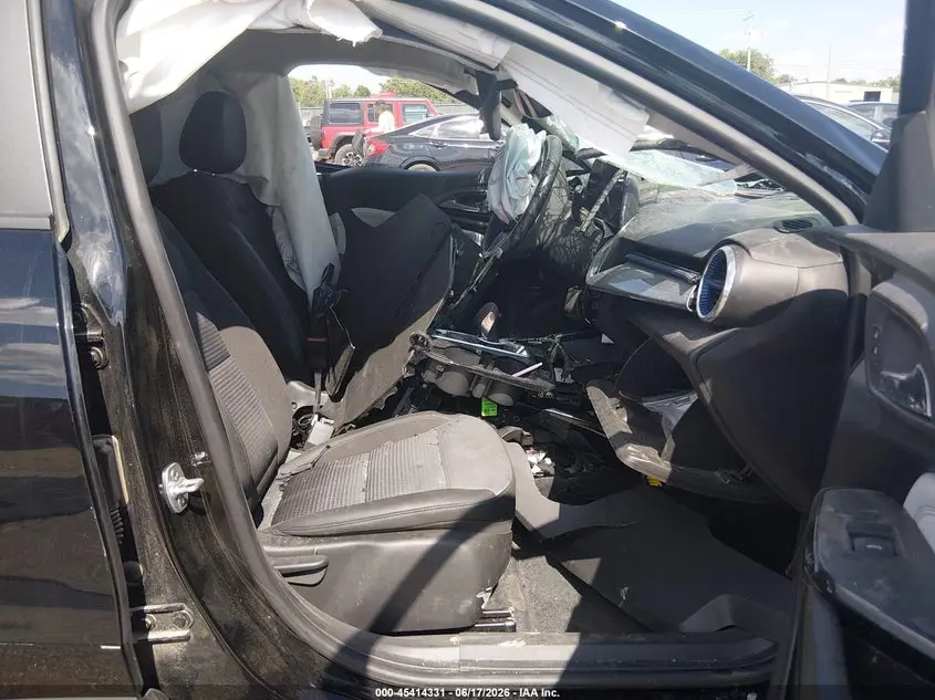 2025 CHEVROLET TRAX FWD LT