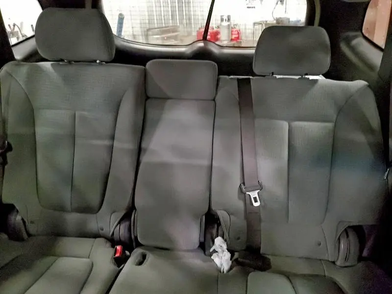 2010 HYUNDAI SANTA FE GLS  