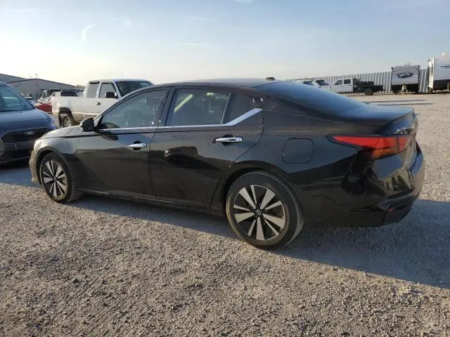 2019 NISSAN ALTIMA SV