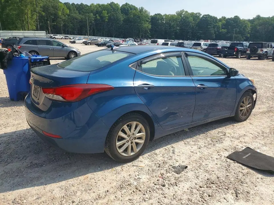2015 HYUNDAI ELANTRA SE  