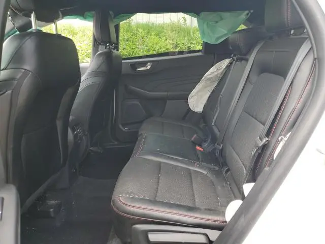 2024 FORD ESCAPE ST LINE  