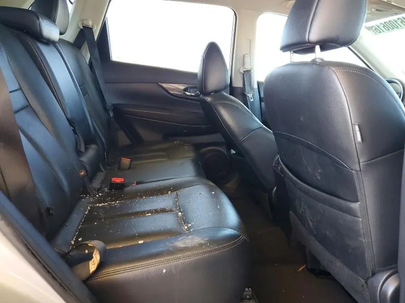 2016 NISSAN ROGUE SL  